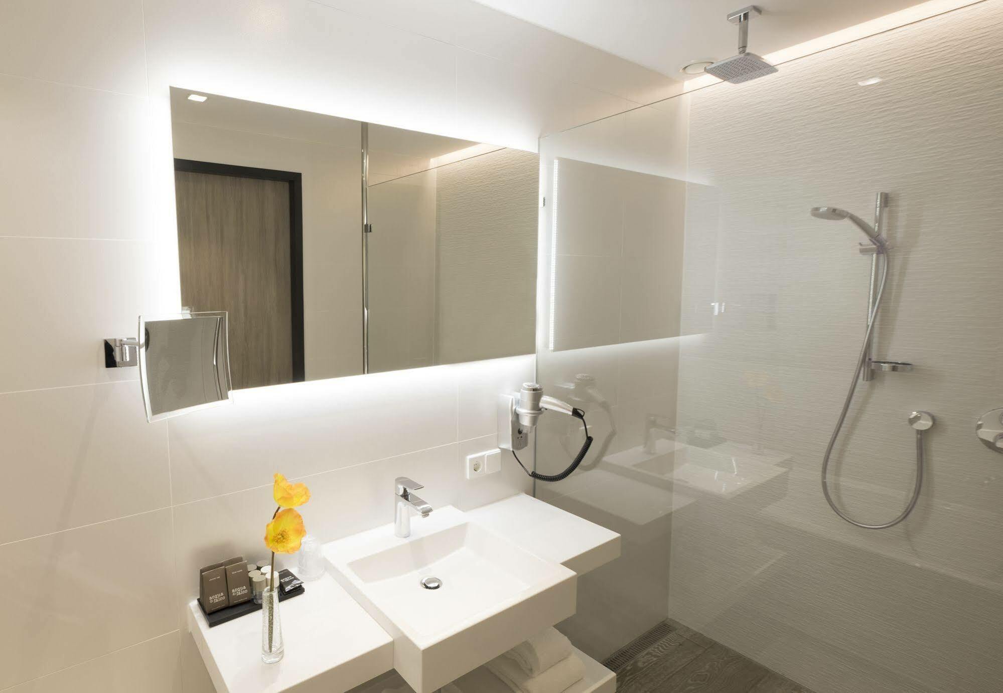 Van Der Valk Hotel أوترخت المظهر الخارجي الصورة